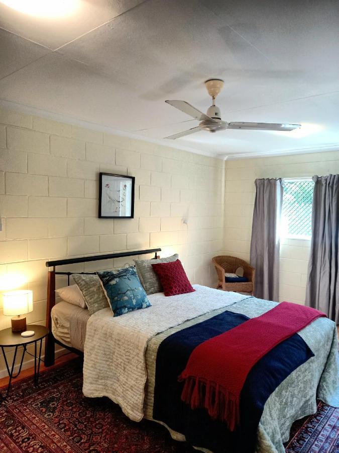 J & Ella'S Holiday House - 2 Bedroom, 2 Bathroom Home คุกทาวน์ ภายนอก รูปภาพ