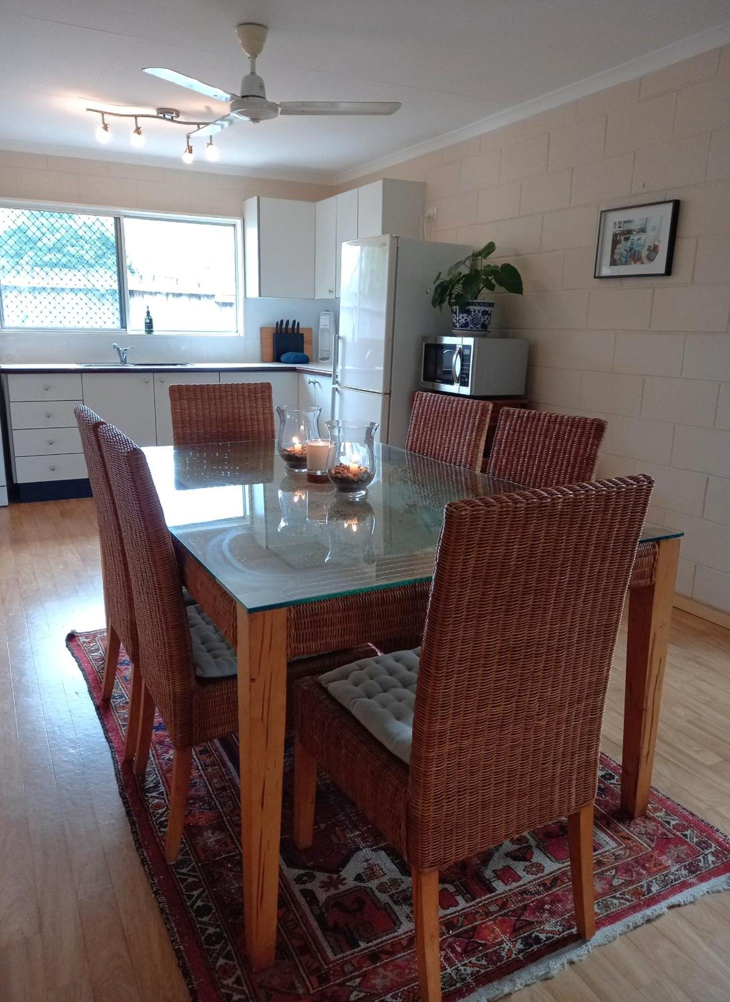 J & Ella'S Holiday House - 2 Bedroom, 2 Bathroom Home คุกทาวน์ ภายนอก รูปภาพ